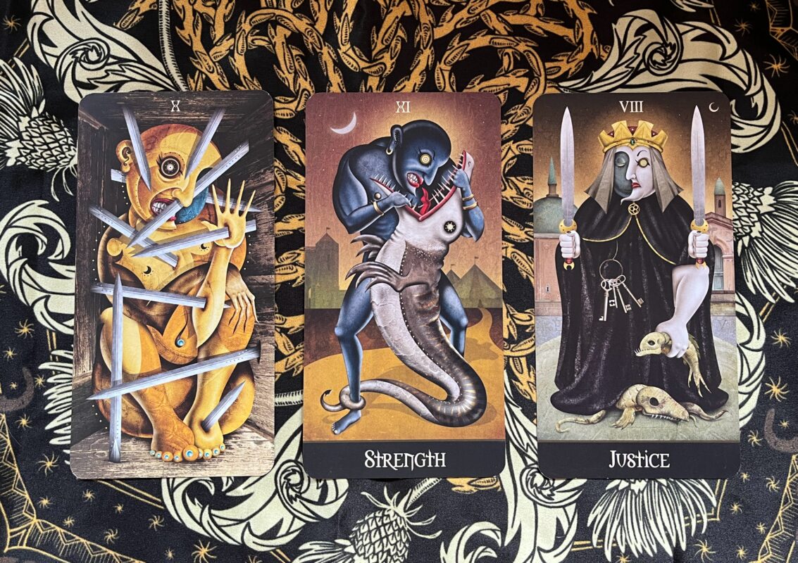 boi-bai-tarot-strength-deviant-moon-3