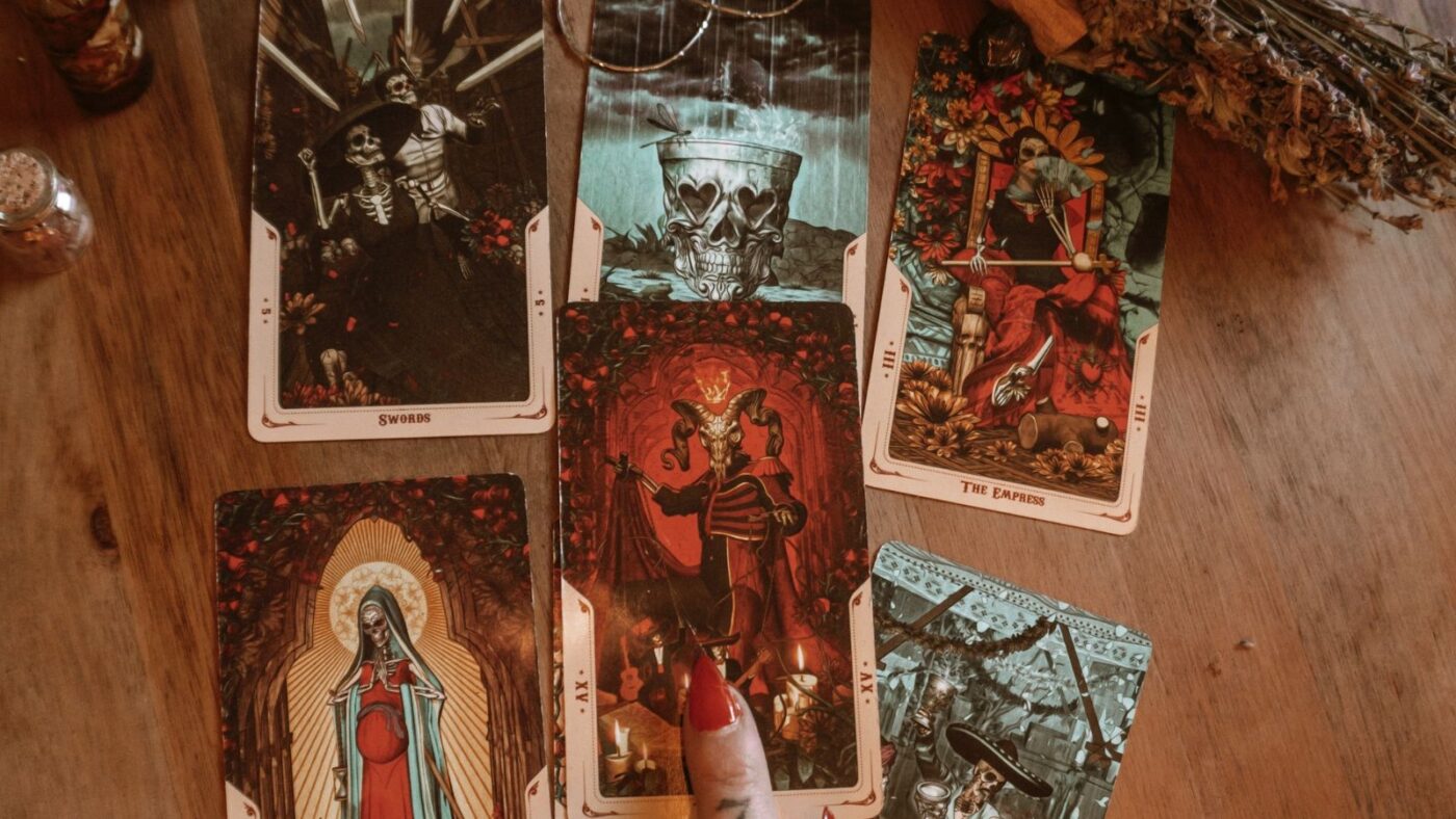boi-bai-tarot-tin-tuc-8-14-1